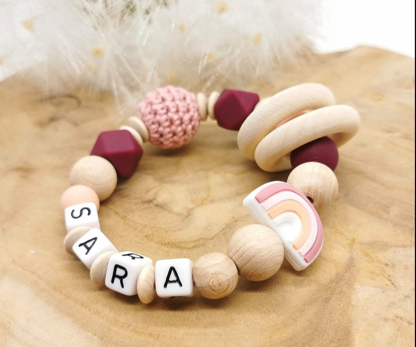 Greifling Baby personalisiert mit Namen Regenbogen Beißring Babyblau Geschenk Geburt Greifring - CreativMade