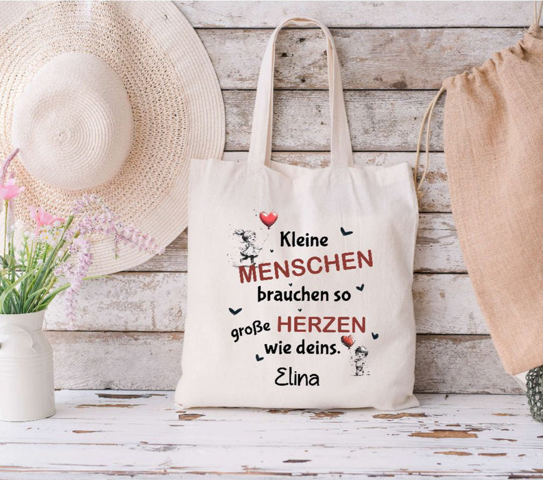 Kleine Menschen brauchen so große Herzen wie Deins Geschenkidee Tragetasche Beutel Anerkennung Abschiedsgeschenk Kitazeit - CreativMade 