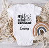 Babybody personalisiert Baby Body mit Name Spruch mit Liebe gemacht Baumwolle Strampler Baby - CreativMade 