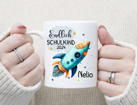 Schulkind Tasse Rakete mit Name personalisiert Junge Einschulung endlich Schulkind Schulanfang Keramik oder Emaille - CreativMade 
